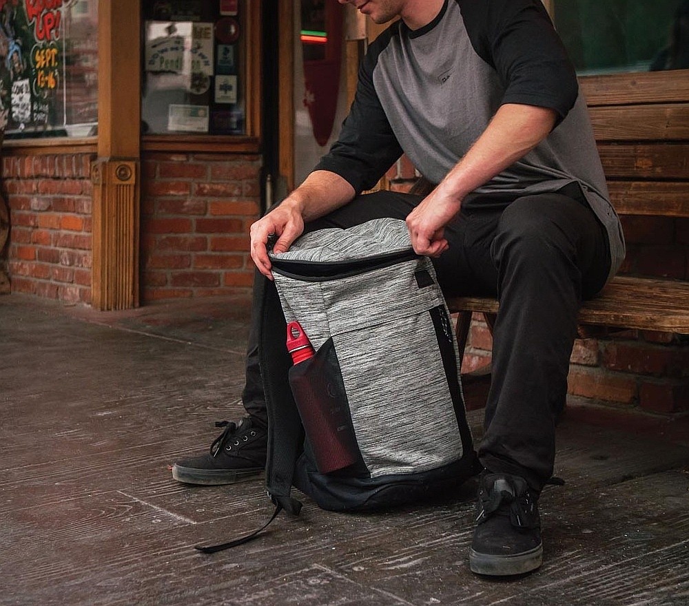 concourse 25l backpack