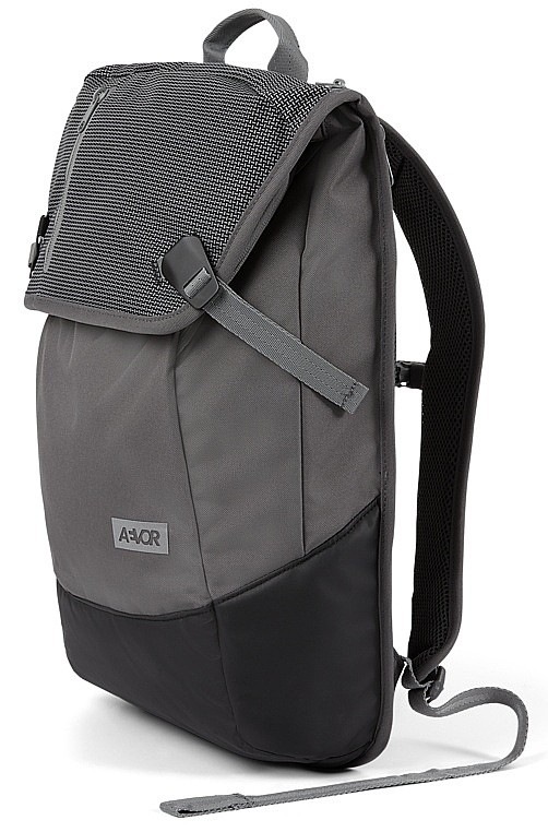 aevor daypack echo black