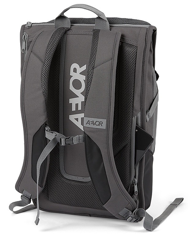aevor daypack echo black