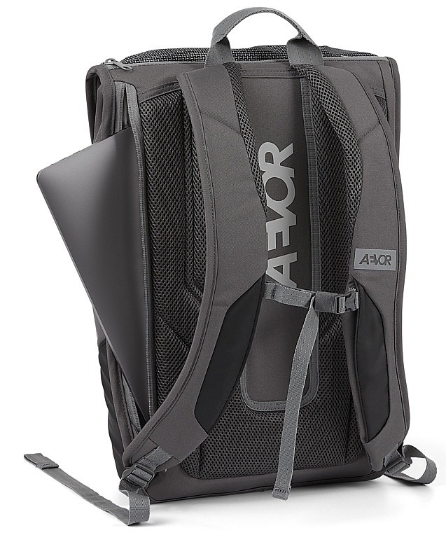 aevor daypack echo black