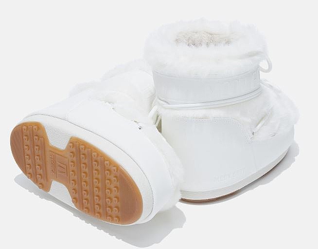 ブーツその他 MOON BOOT Icon Low Faux Fur Boots Optical White buty Moon Boot Icon Low Faux Fur - Optical White - snowboard