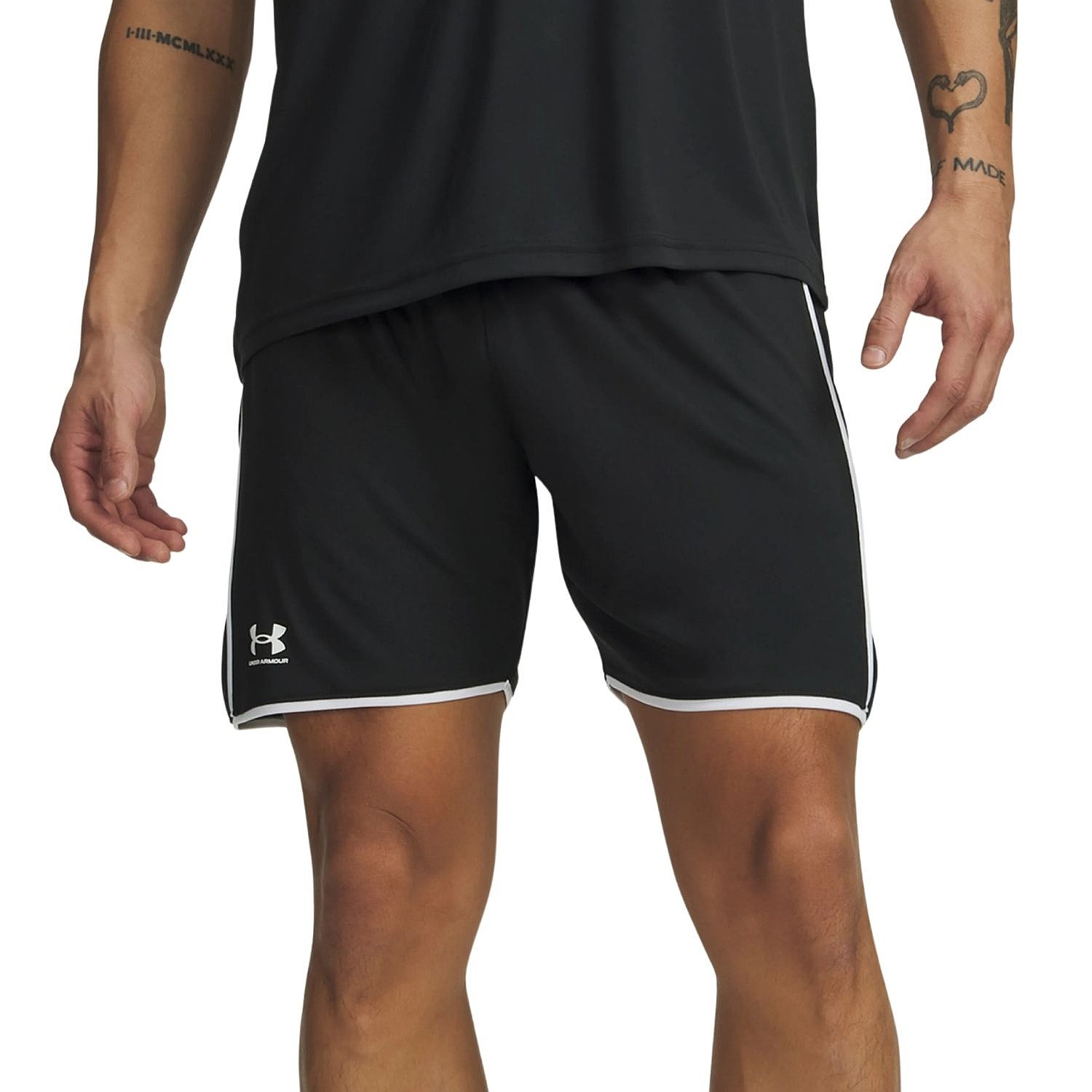 kraťasy Under Armour Challenger Train - Black/White - men´s