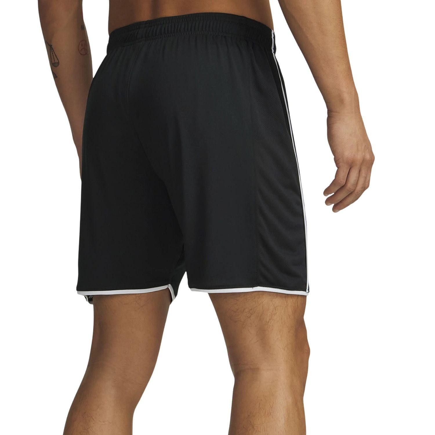 kraťasy Under Armour Challenger Train - Black/White - men´s