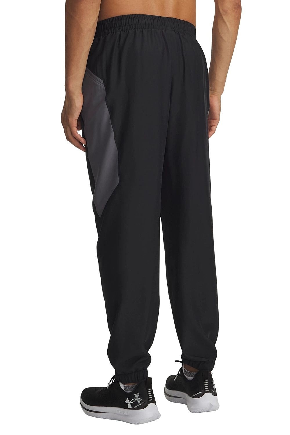 nohavice Under Armour Tech Sport - Black/Castlerock/White - men´s