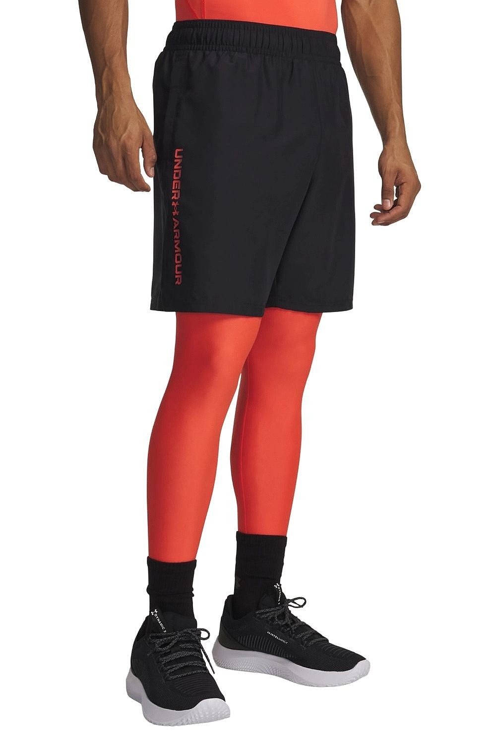 spodenki Under Armour Tech Woven Wordmark - Black/Venom Red - men´s