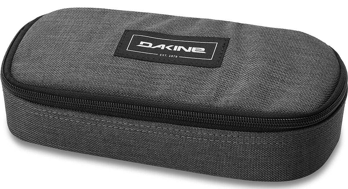 perečník Dakine School Case - Carbon II