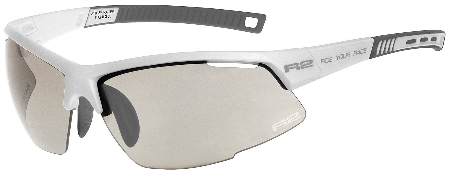 des lunettes R2 Racer - AT063K
