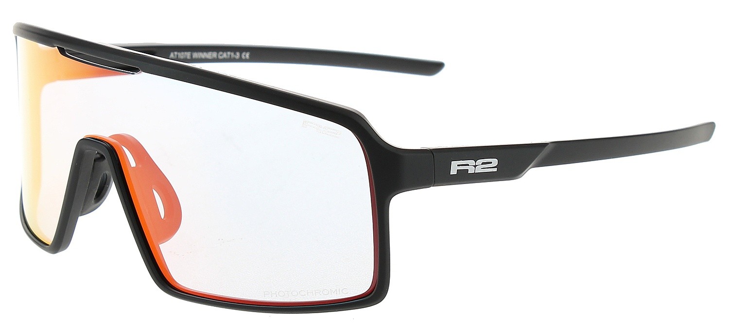 Brille R2 Winner - AT107E/Matte Black/Photochromatic Grey/Red Revo