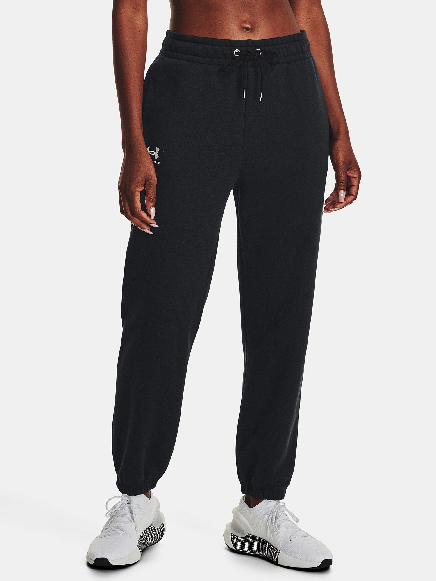 Jogginghose Under Armour Essential Fleece - Black/White - women´s