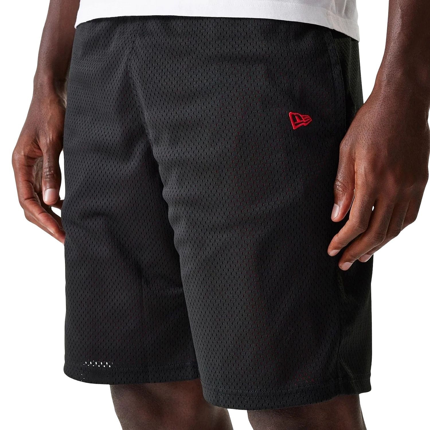 kraťasy New Era Mesh Branded - Black/Faded Red - men´s