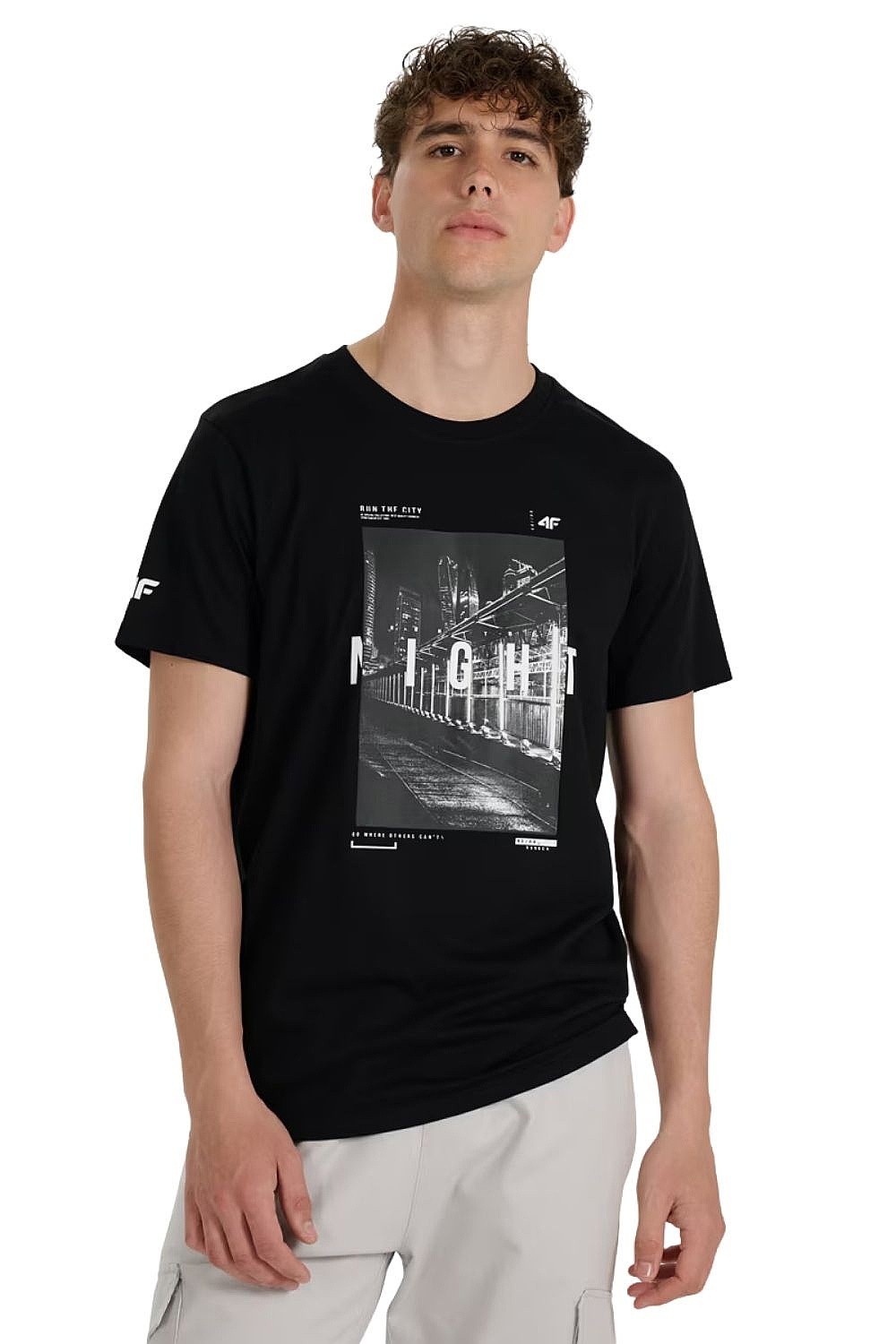 tričko 4F 4FWAW25TTSHM3121 - 20S/Deep Black - men´s
