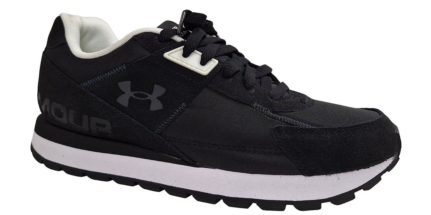 sko Under Armour Essential Runner - Black/White - men´s