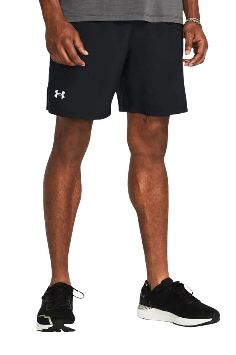 sort Under Armour Launch 7'' - Black/White/Reflective - men´s