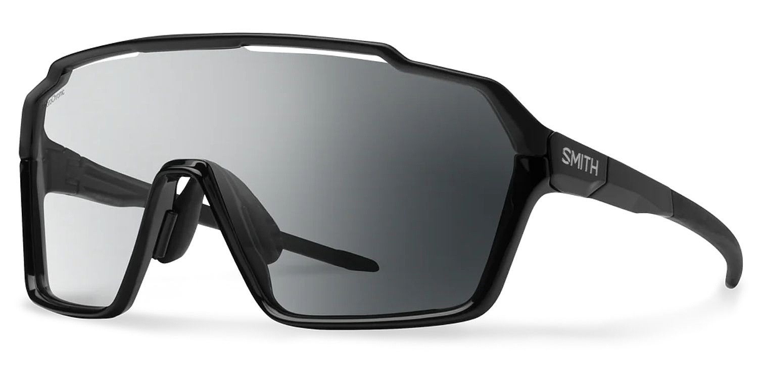 des lunettes Smith Shift XL MAG - Black/ChromaPop/Photochromic Clear To Gray