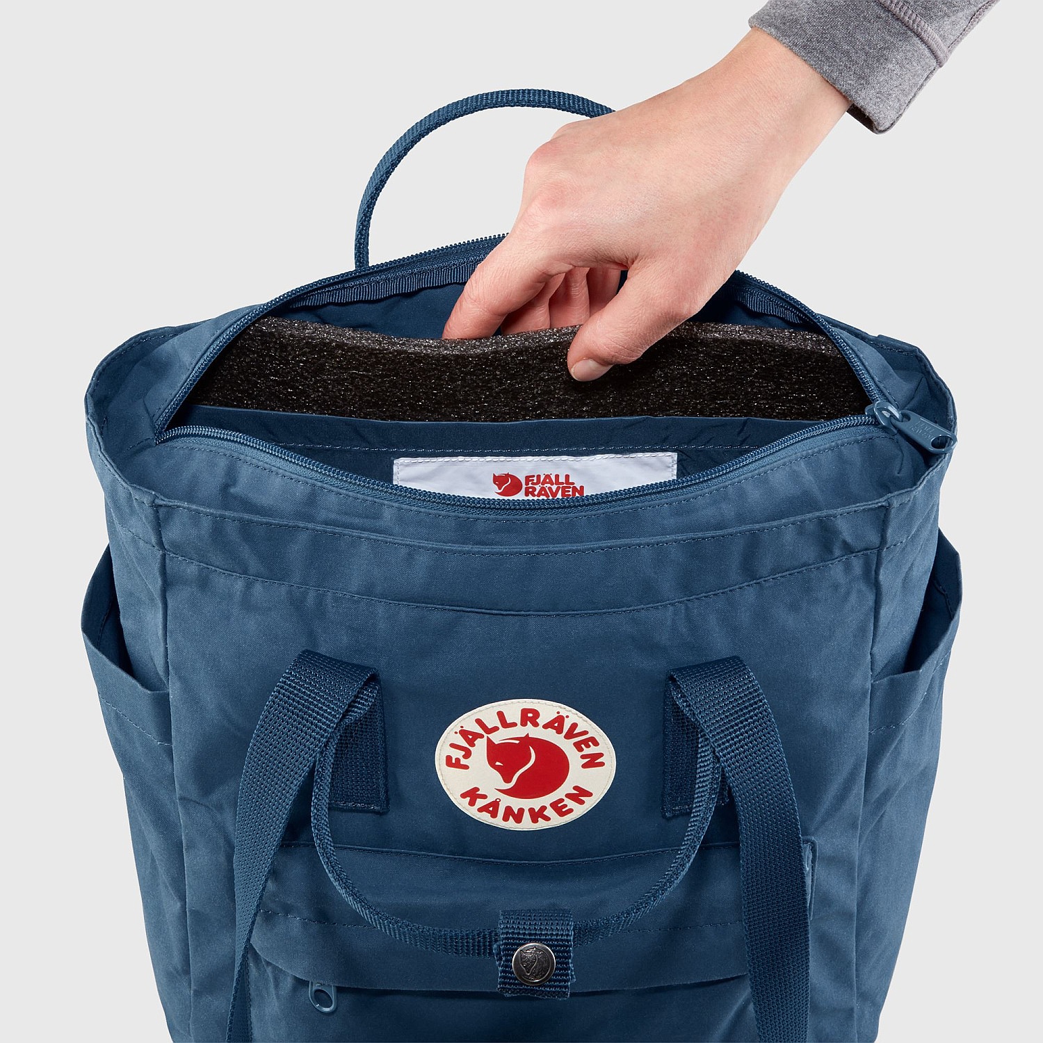 Fjallraven Kanken Totepack Mini sky blue 23711-501 Fjallraven Kanken Totepack Mini sky blue 23711-501