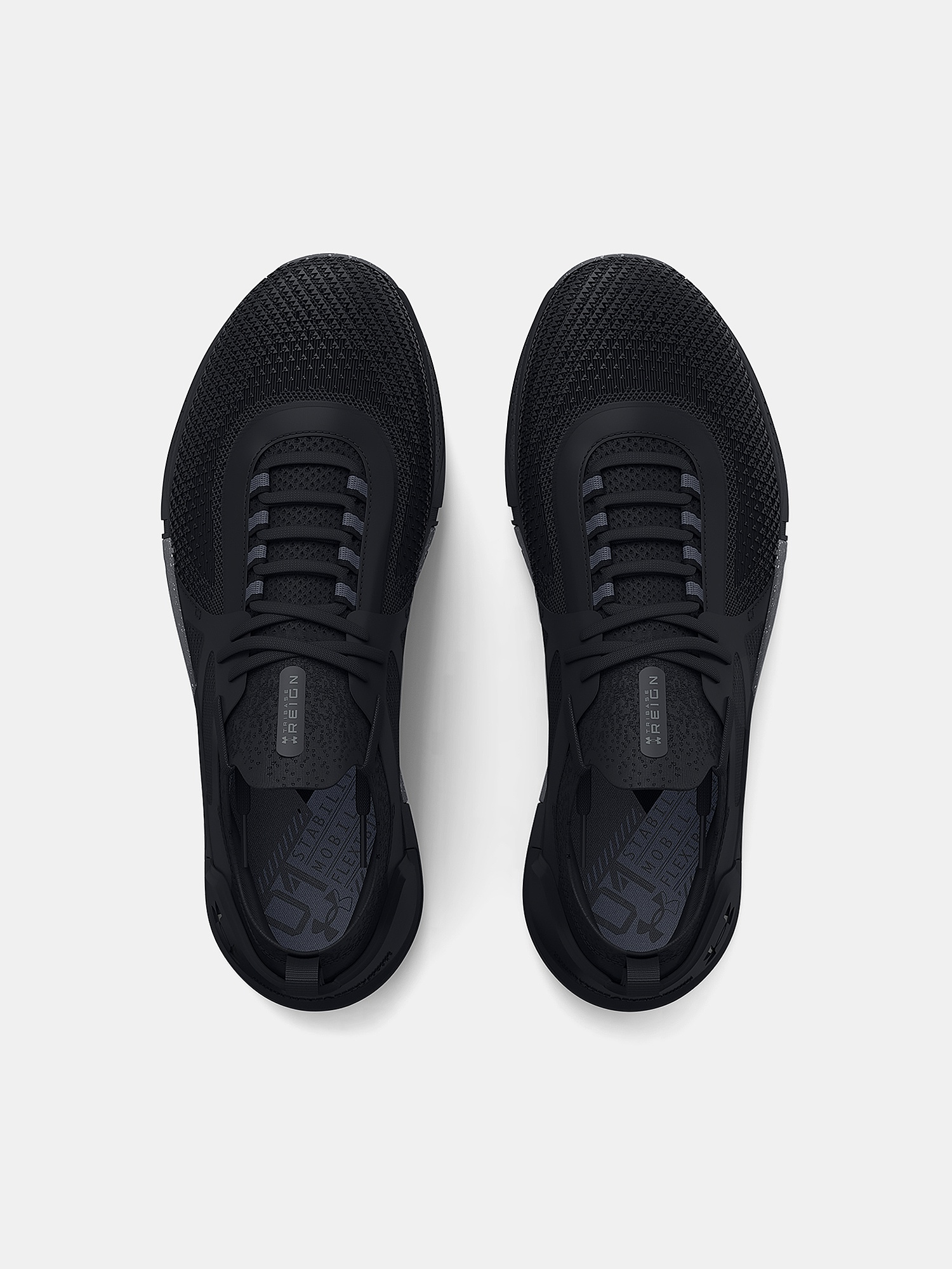 shoes Under Armour TriBase Reign 4 Pro - Black - men´s