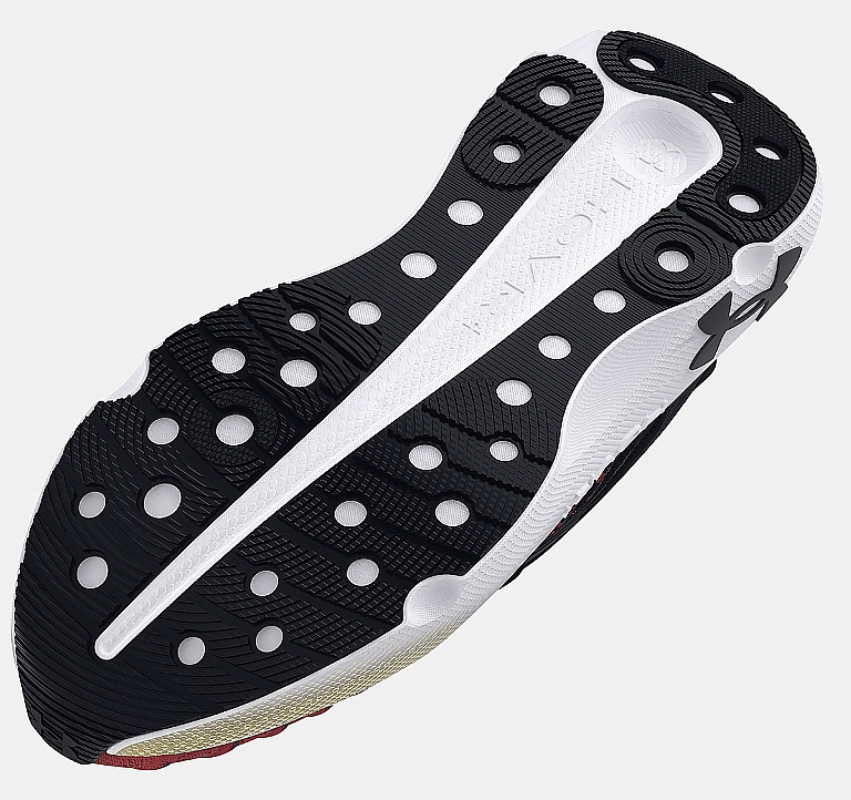 chaussures Under Armour Infinite Elite - Black/Red Solstice/Metallic Gold - men´s