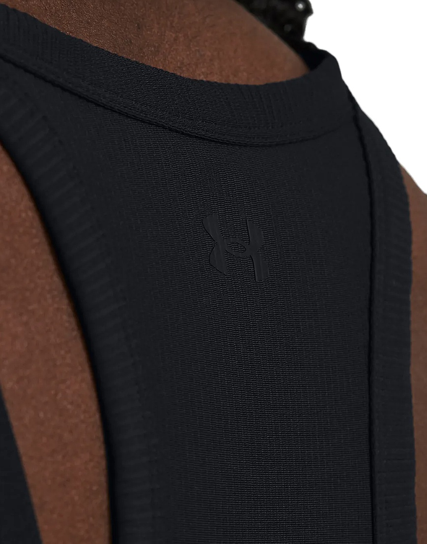 maillot de corps Under Armour Meridian Rib Crop - Black - women´s