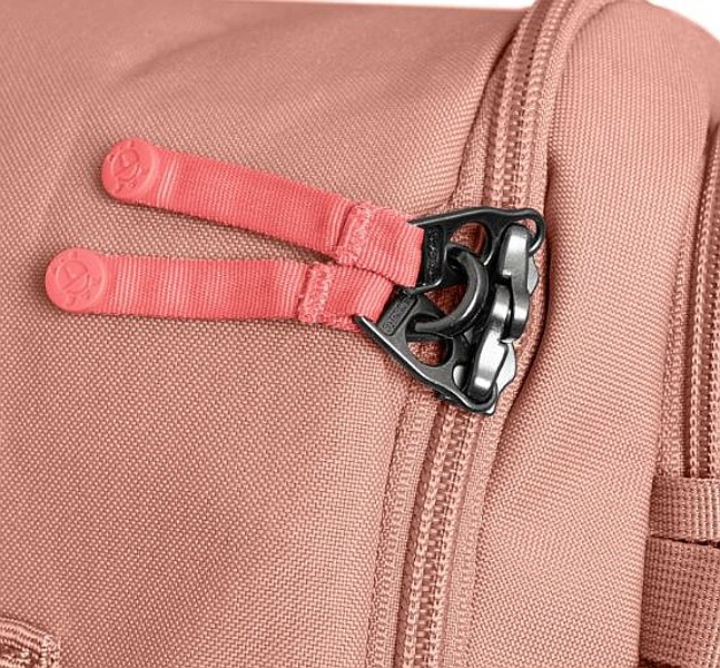 sac à dos Pacsafe Go Carry On 34 - Rose - women´s