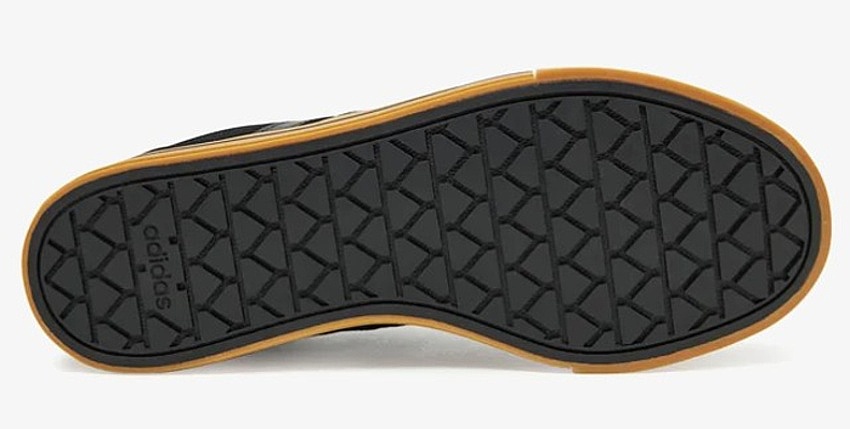 chaussures adidas Performance Daily 4.0 - Black/Carbon/Gum - men´s