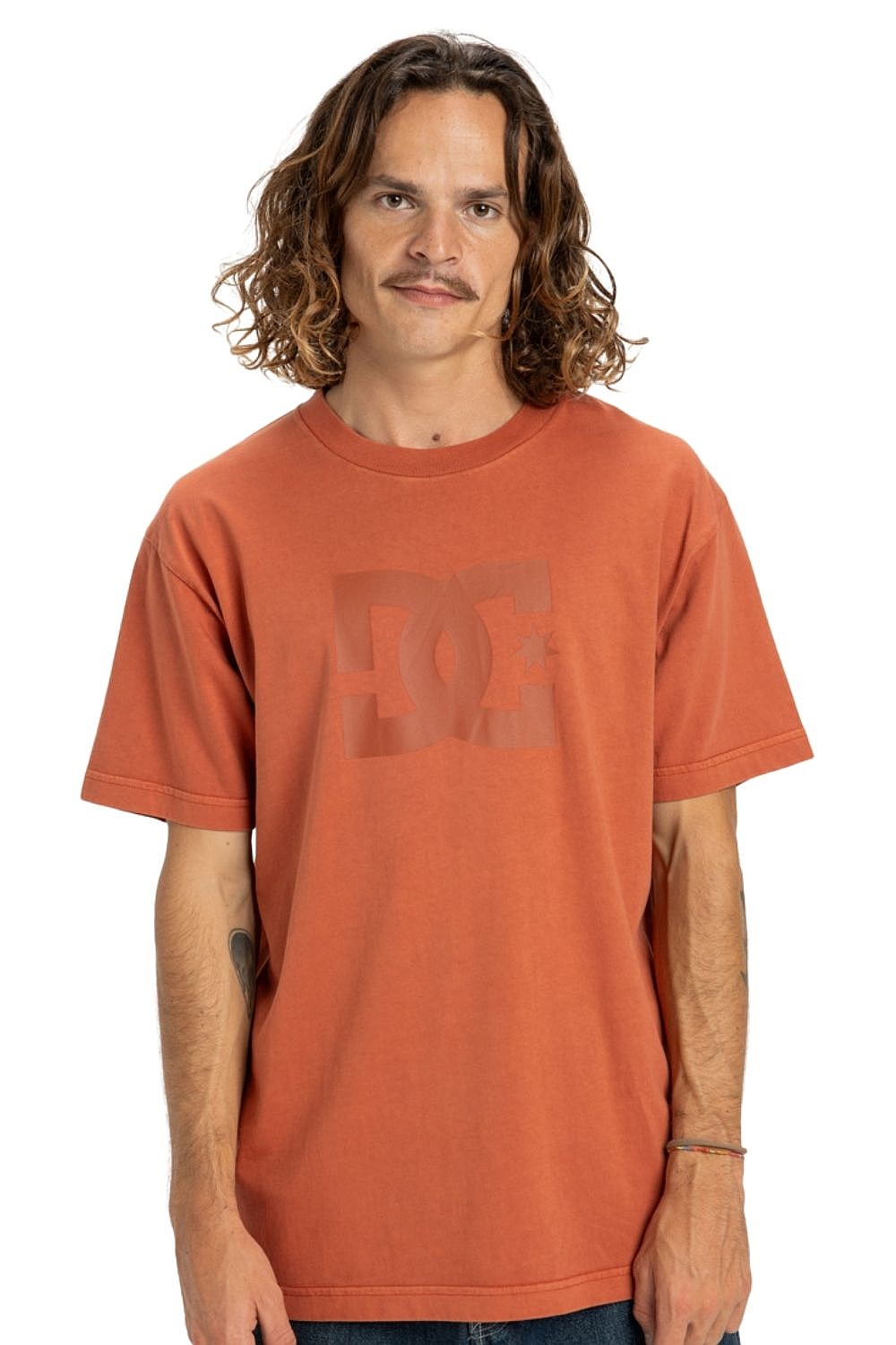 T-shirt DC Star Pigment Dye Hss - NQV0/Picante - men´s