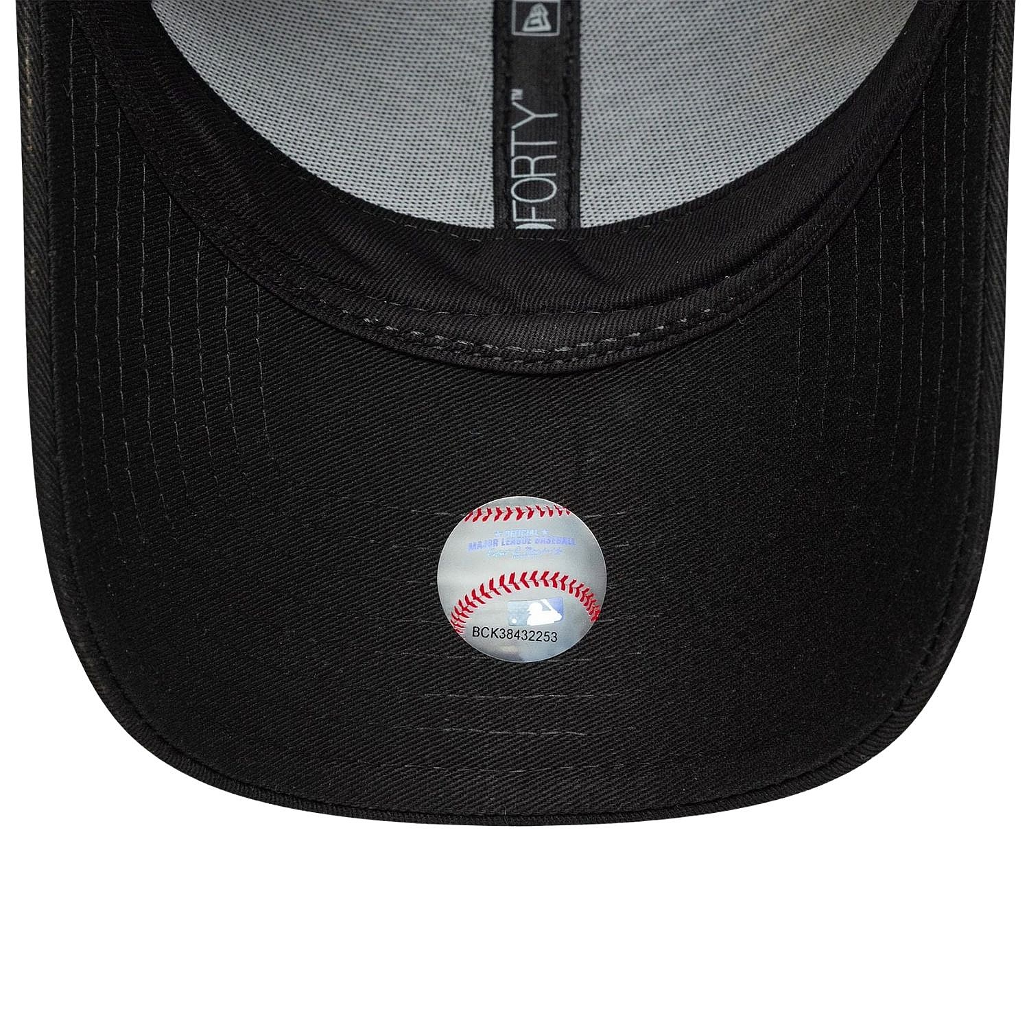 casquette New Era 9FO Bomback MLB New York Yankees - Black - women´s