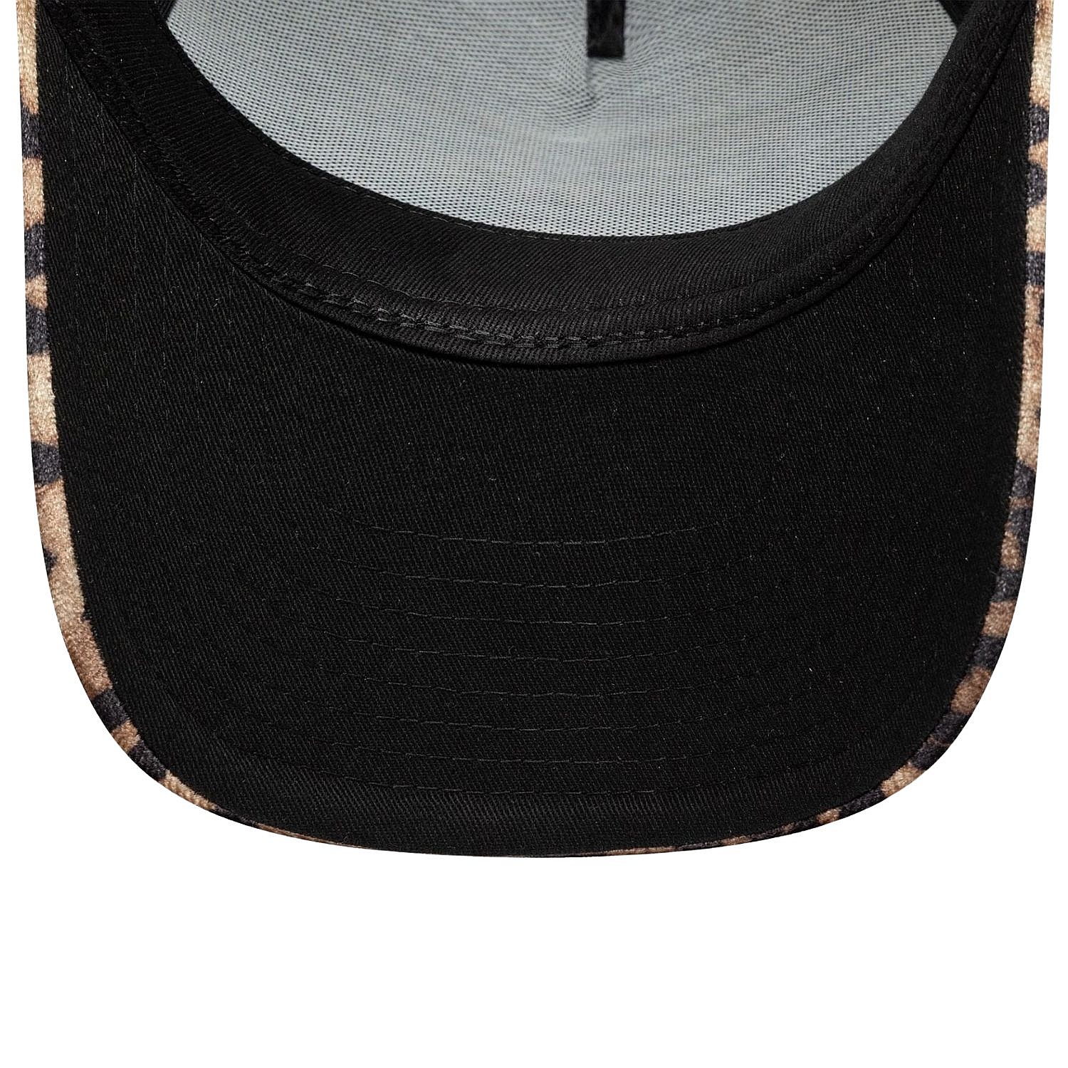 kšiltovka New Era 9FO M-Crown AF Leoapard Trucker Branded - Camel Camo