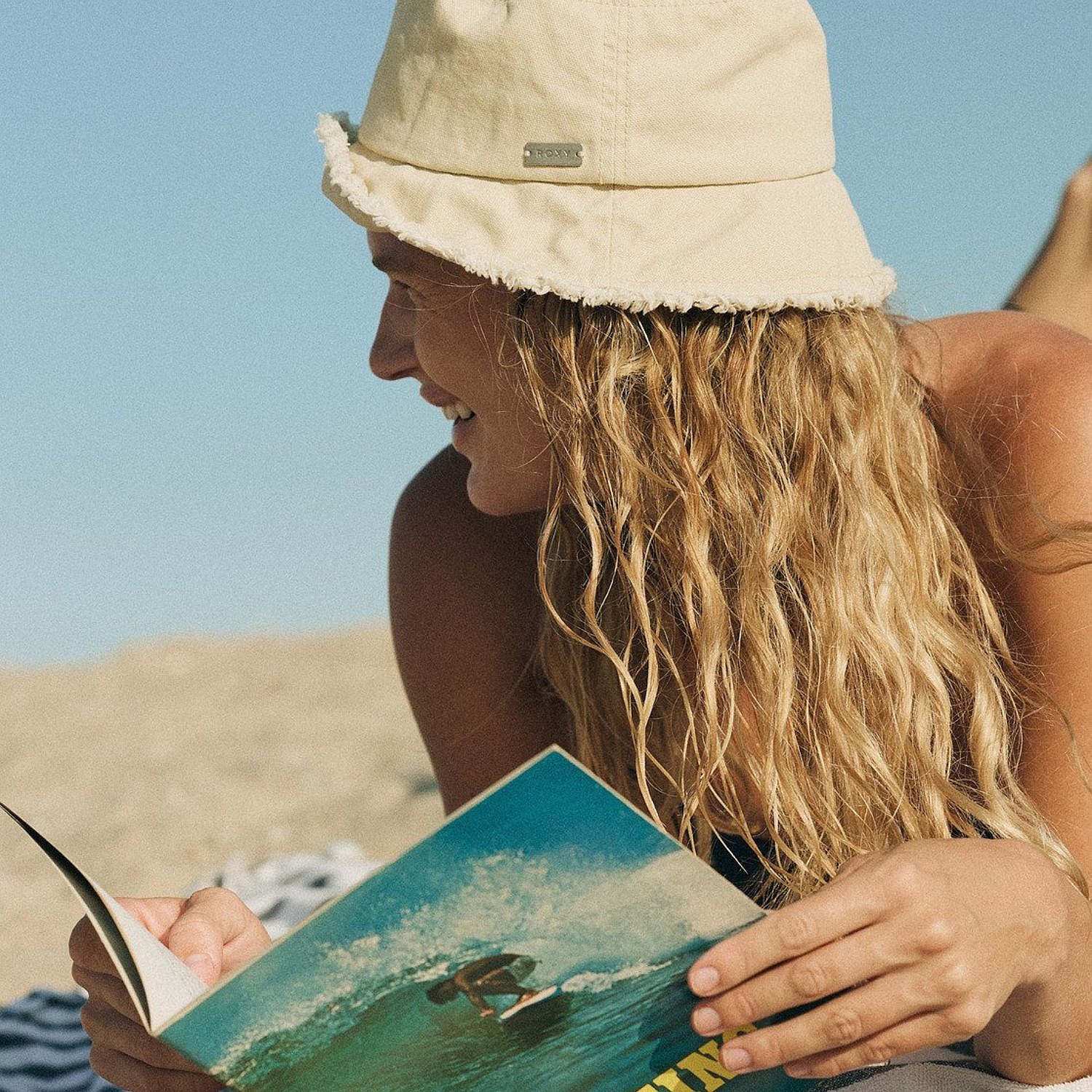 klobouk Roxy Victim Of Love - TGJ0/Pebble