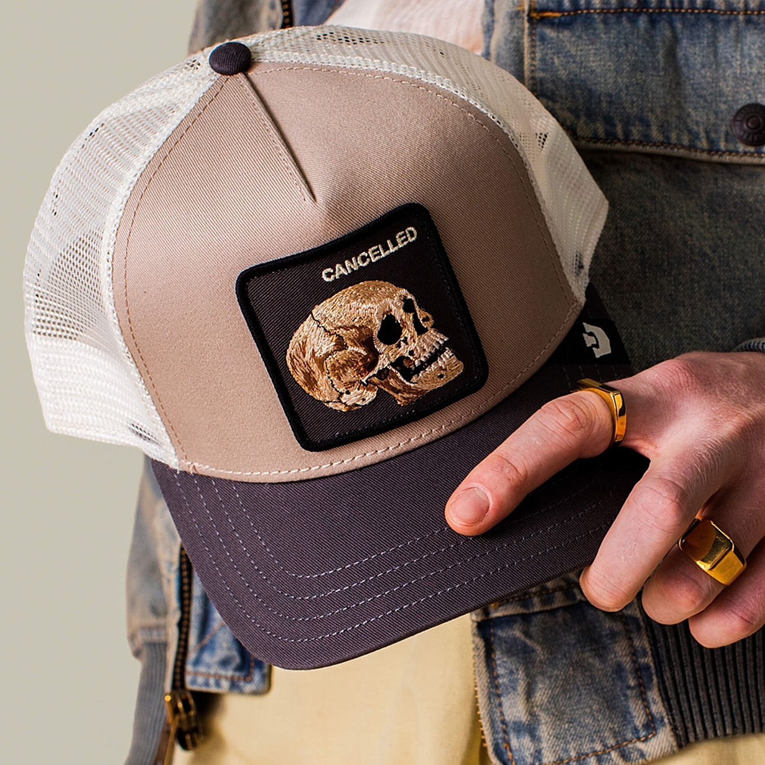kšiltovka Goorin Bros. The Cancelled Skull Trucker - Multi Color