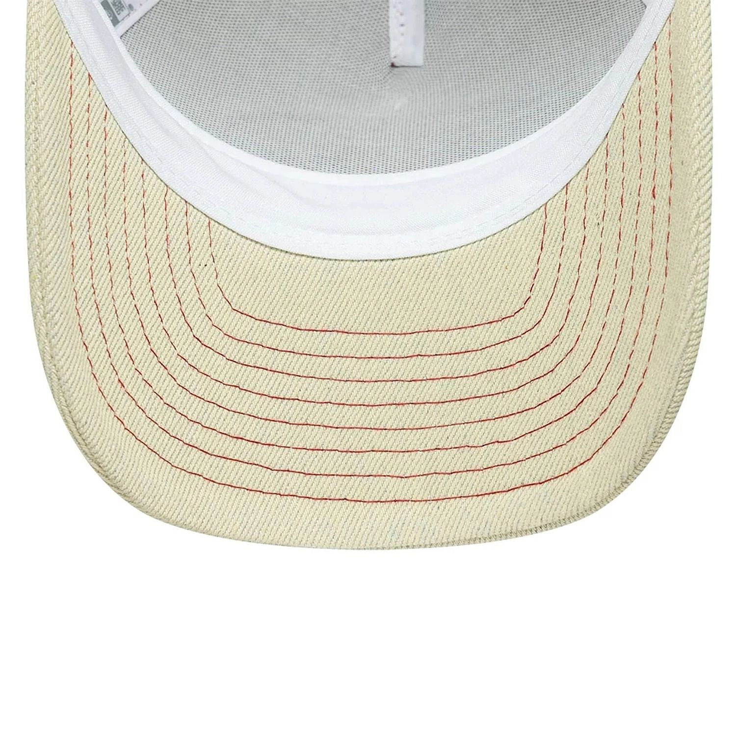 Kappe New Era 9FO M-Crown AF Trucker Branded - Light Cream - women´s