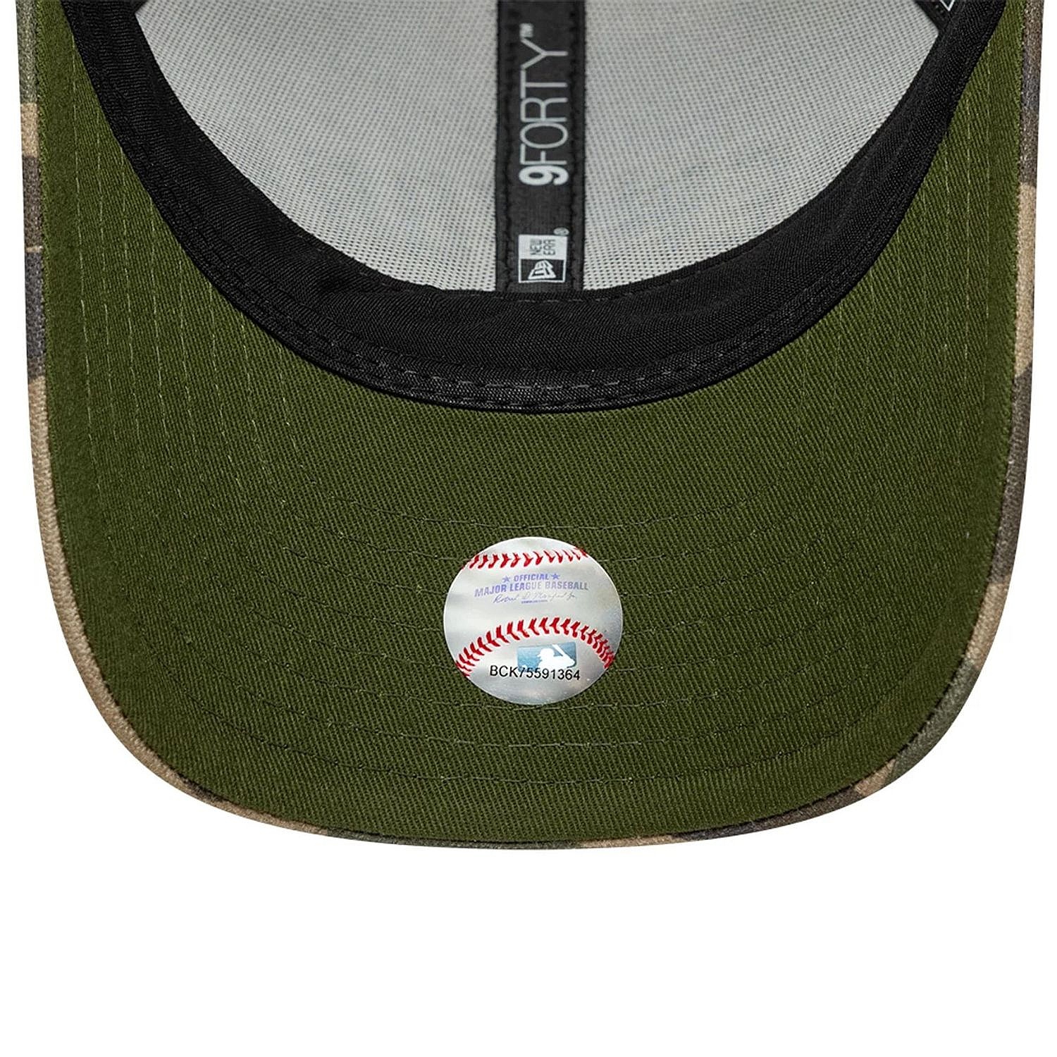 Kappe New Era 9FO M-Crown Wordmark Trucker MLB New York Yankees - Woodland Camo - men´s