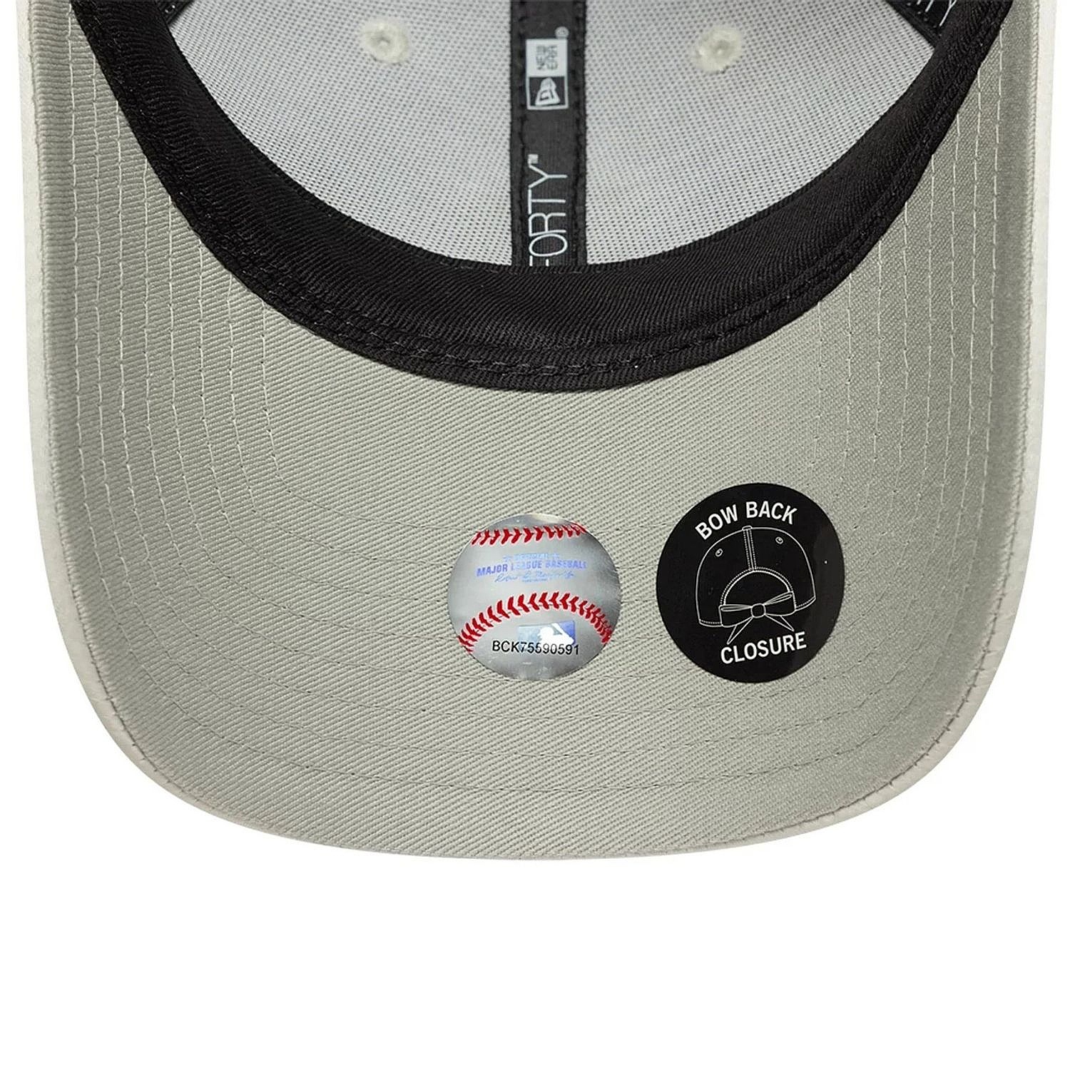 Kappe New Era 9FO Satin Bow Back MLB New York Yankees - Dolphin Gray - women´s