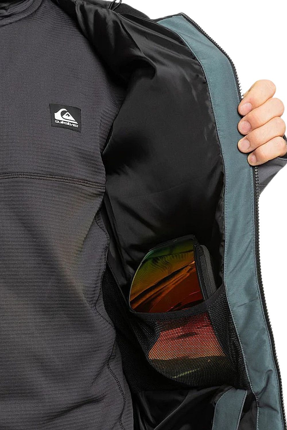 bunda Quiksilver Mission Block - KRP0/Dark Shadow