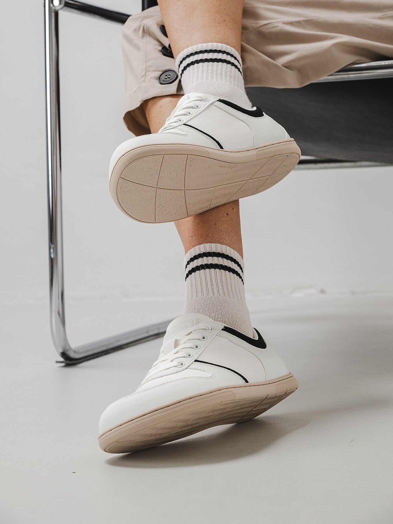 chaussures Be Lenka Echo - White & Black Vegan