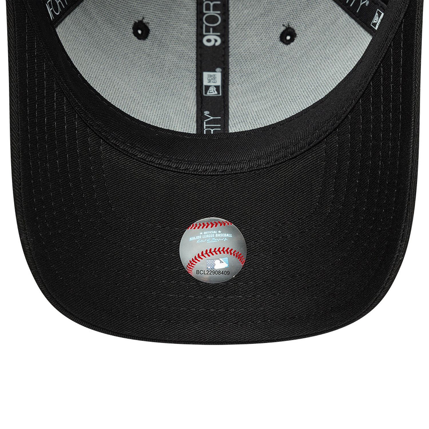 šiltovka New Era 9FO M-Crown MLB New York Yankees - Black/Black - men´s