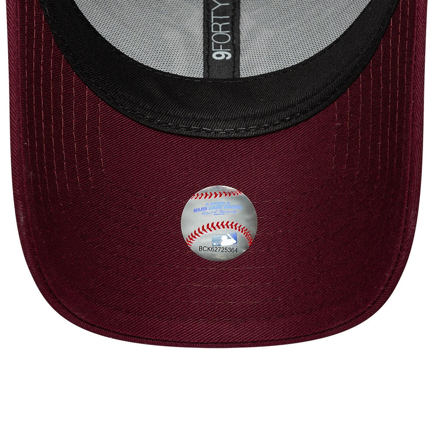 šiltovka New Era 9FO Metallic Logo MLB New York Yankees - Frosted Burgundy/Pink - women´s