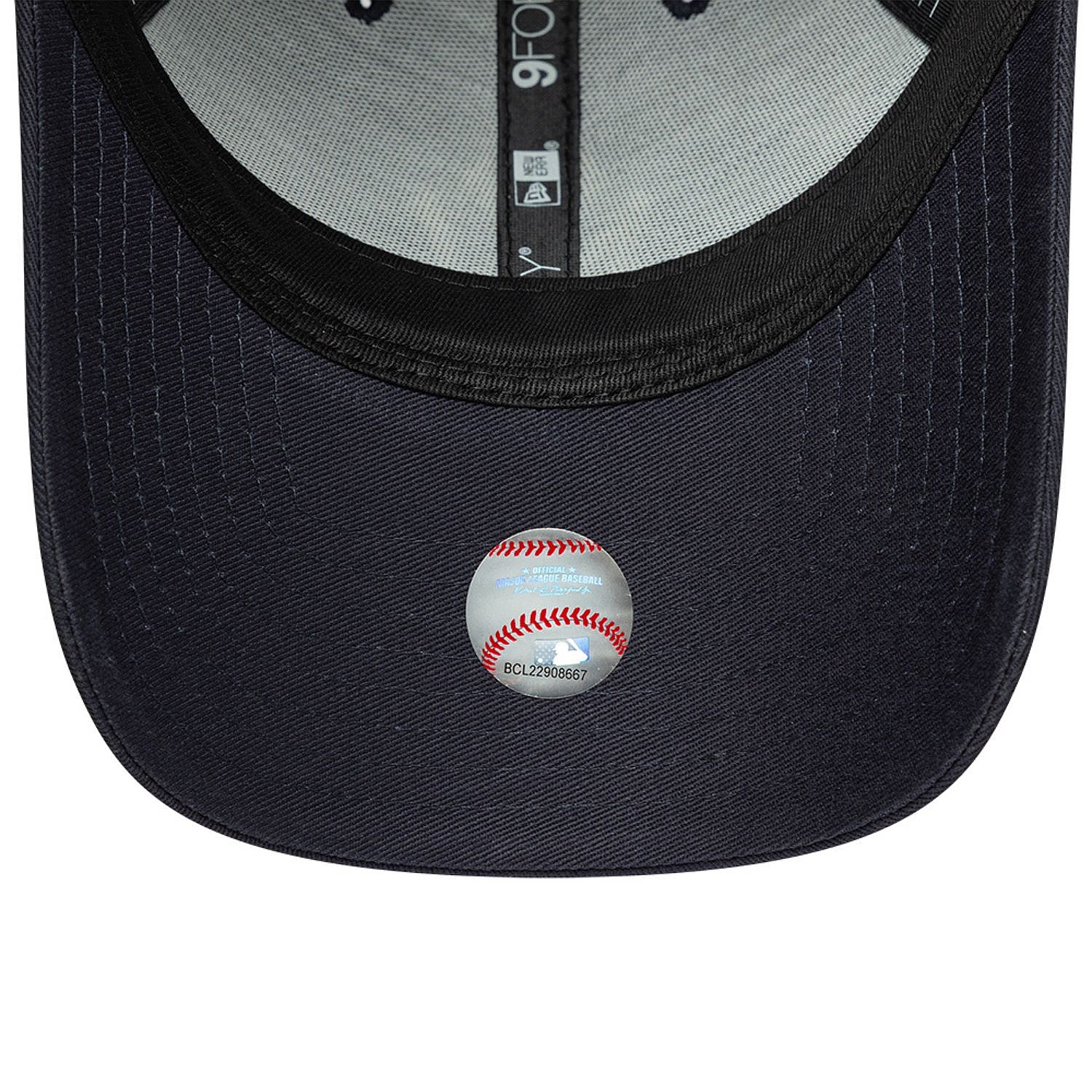šiltovka New Era 9FO Outdoor Icon MLB New York Yankees - Navy - men´s