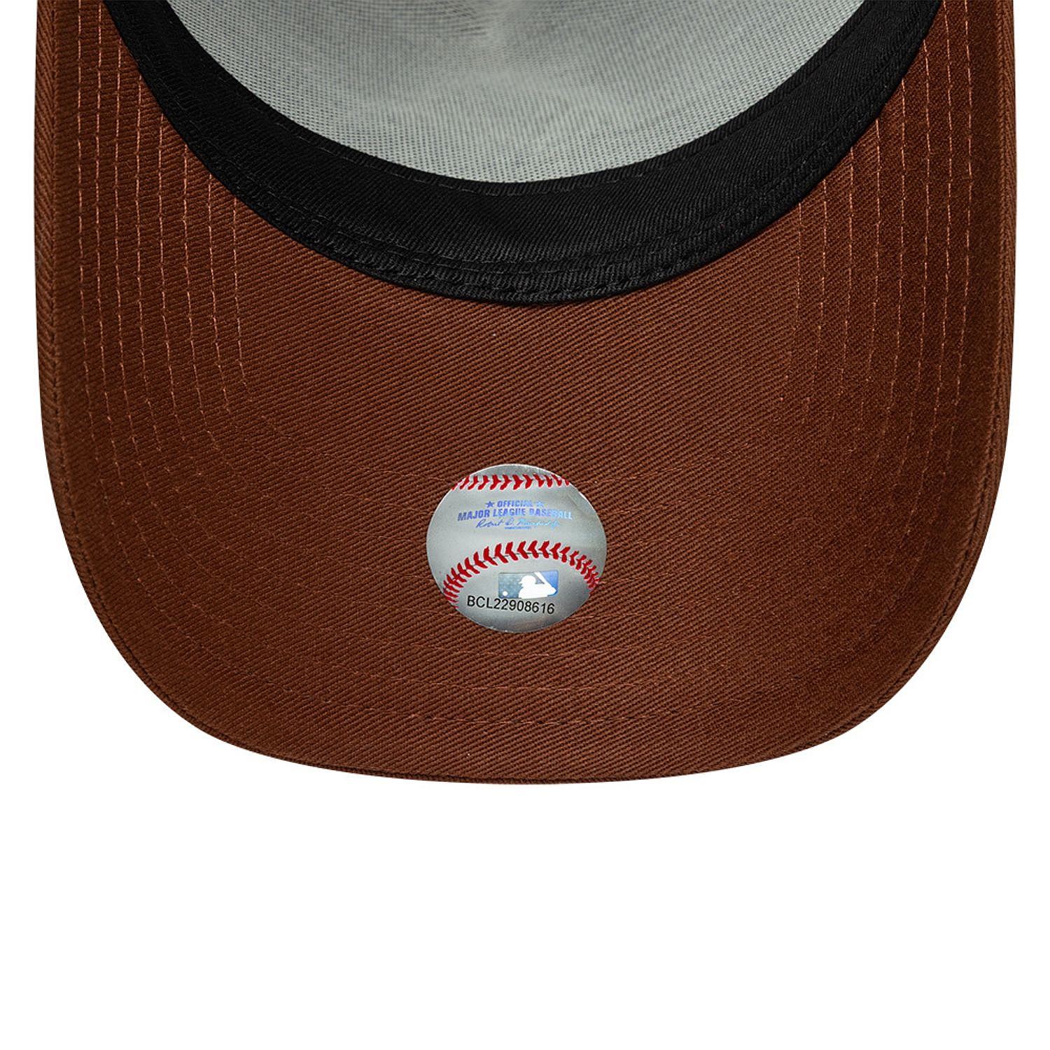 šiltovka New Era 9FO AF Outline Trucker MLB New York Yankees - Deep Auburn/Light Cream - men´s