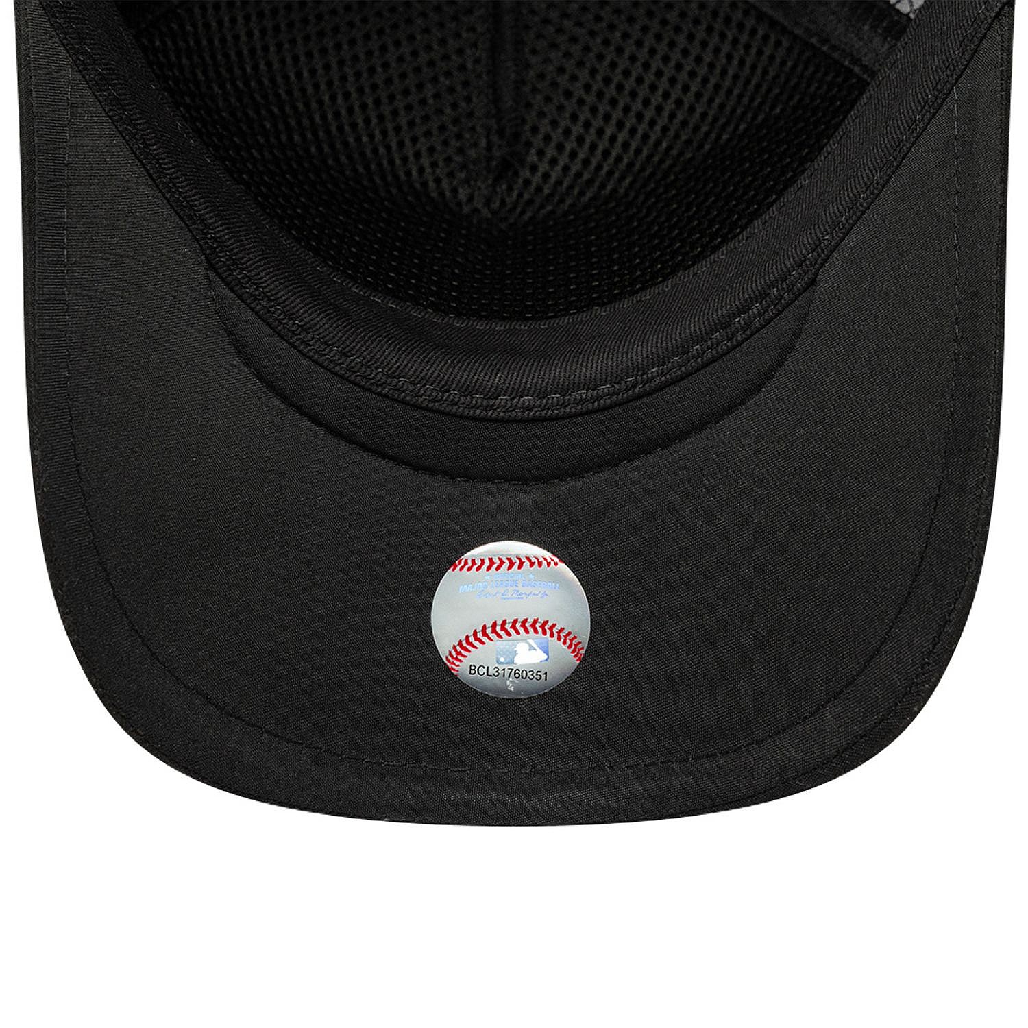 Kappe New Era 9FO Sporty Apex MLB New York Yankees - Black - men´s