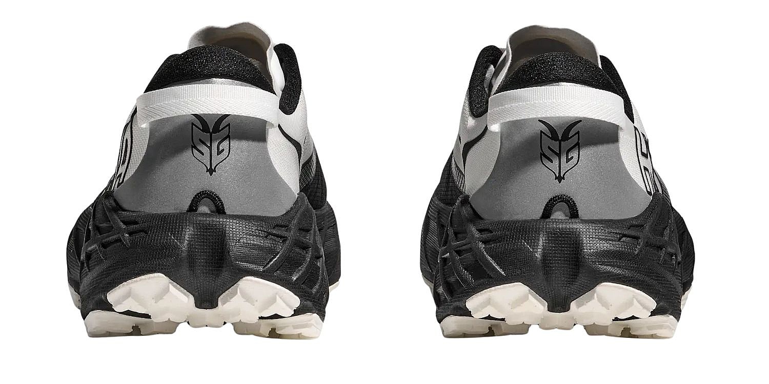 buty Hoka Speedgoat 7 - Black/White - women´s