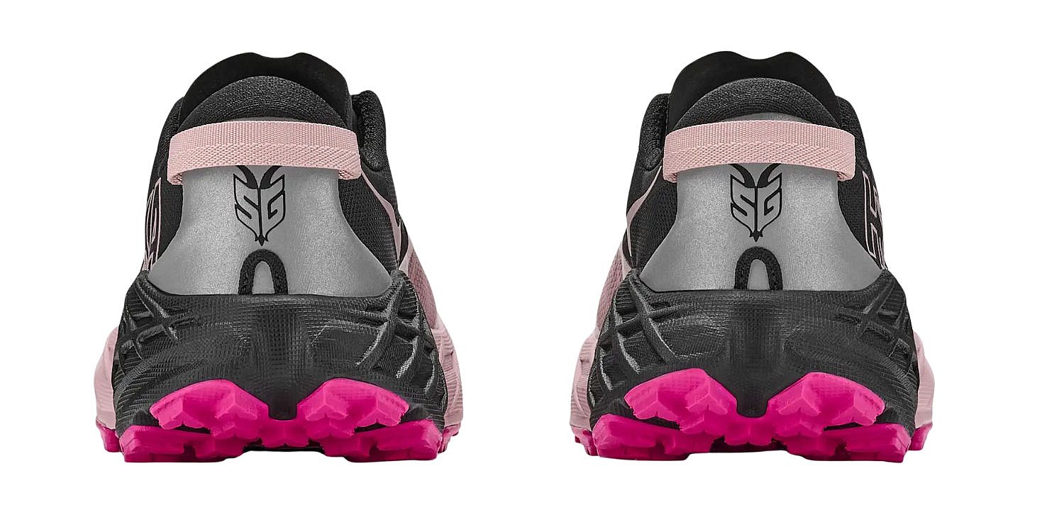 buty Hoka Speedgoat 7 - Black/Pink Opal - women´s