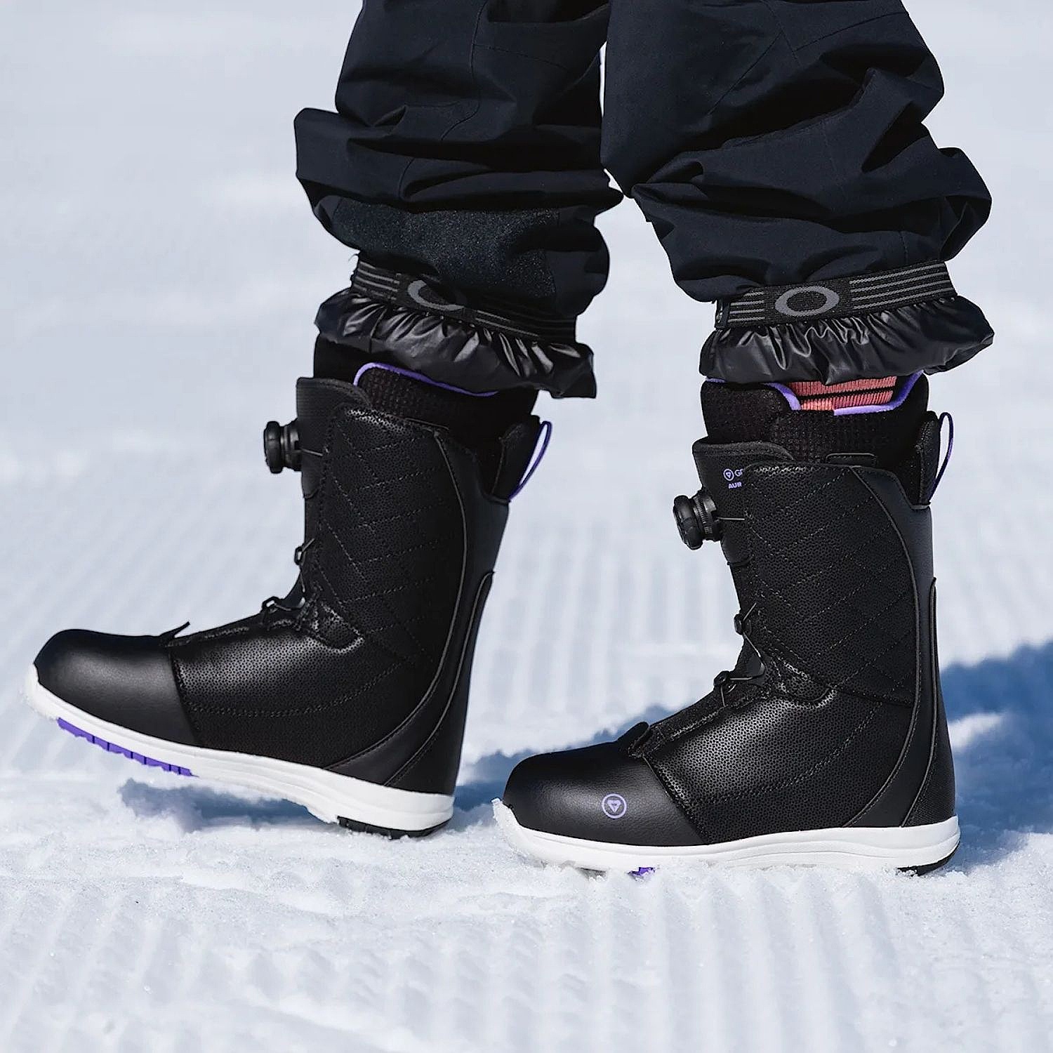 topánky Gravity Aura MOZ Boa - Black/Violet - women´s