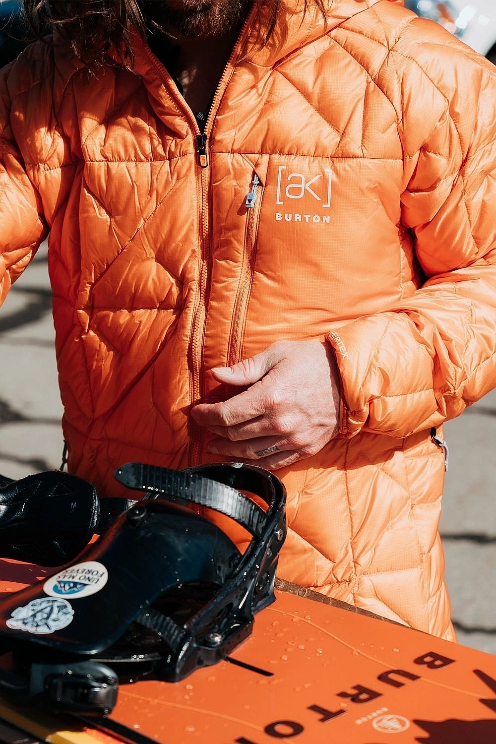 veste Burton Baker AK Hooded Down - Goldfish Orange - men´s